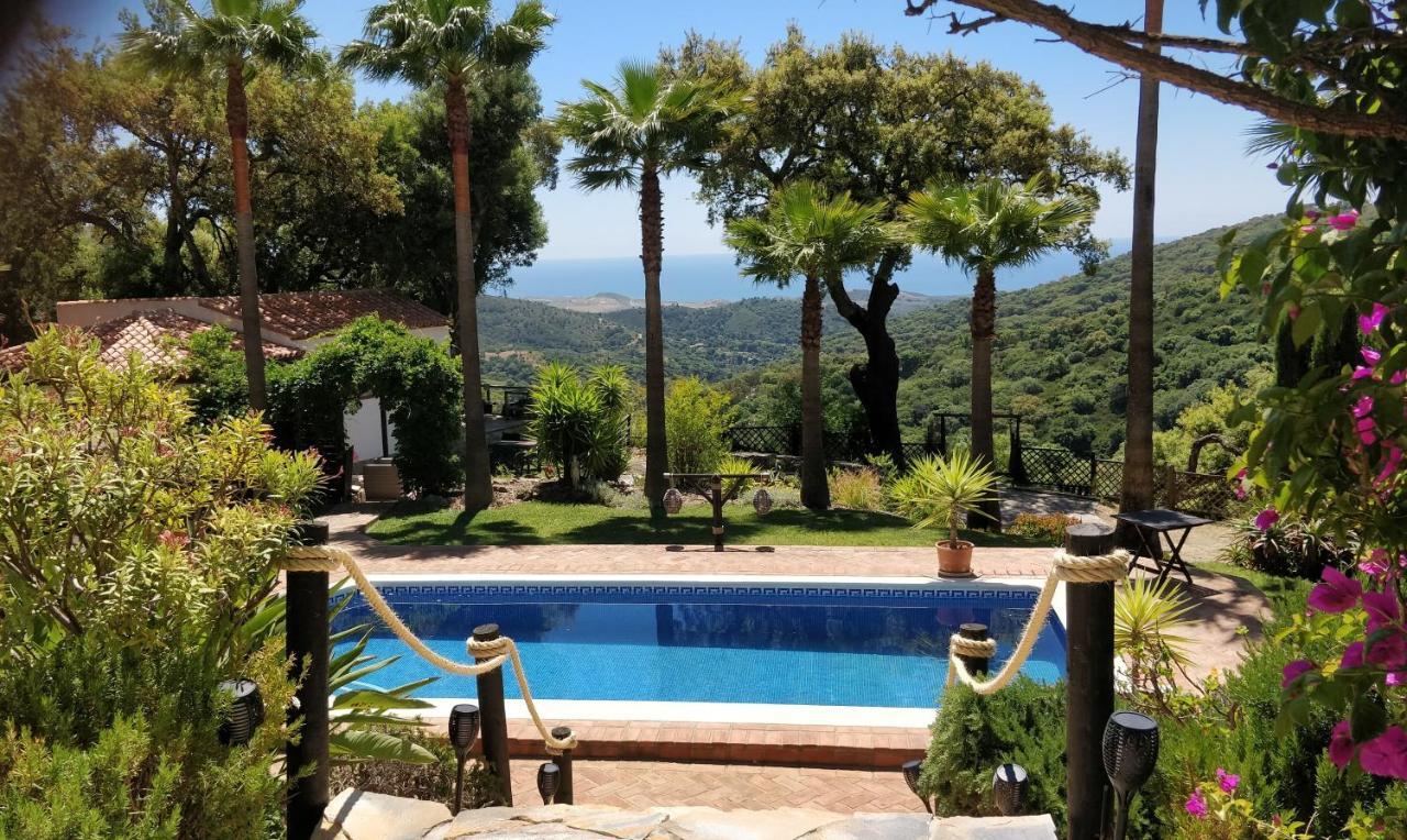 Kia Ora Retreat Casares Exterior photo