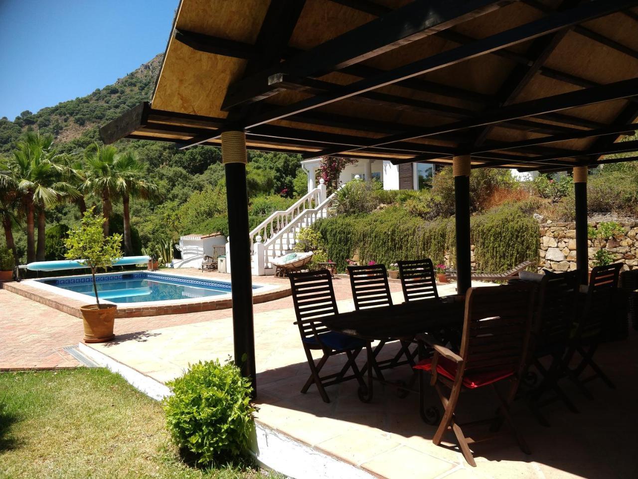 Kia Ora Retreat Casares Exterior photo